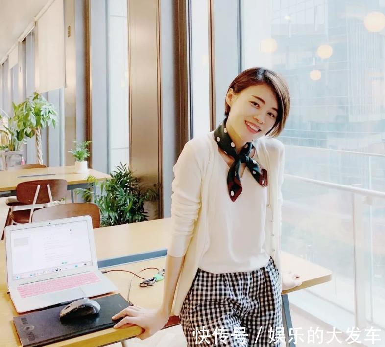 女性自身|年过四十岁的女人，穿搭别再赶时髦了，多些高级和品味，更耐看