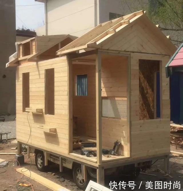 黄先森|3年前,他买了一栋带花园的小洋房,为她打造了一个童话般的花园