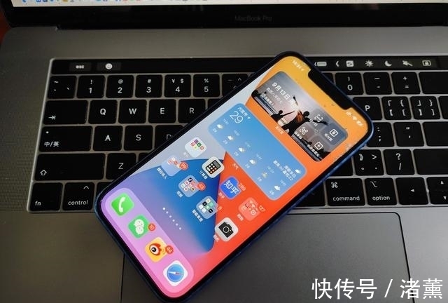 iPhone13抢到了？年年焕新的全家桶果粉，有哪些强烈推荐的配件？