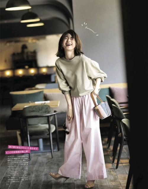 2021春夏流行色分析，这几种颜色不分年龄，黄黑皮也能穿