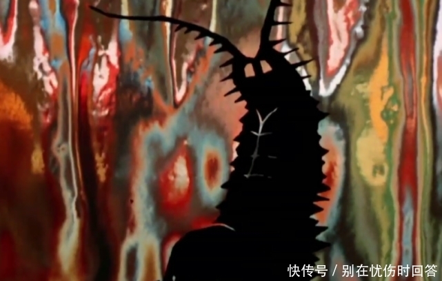 西蒙斯|艾斯奥特曼：这些剪影都是谁？资深奥迷一眼就看出来了！