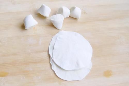 过年的三鲜馅饺子，多“放1样”，这样搭配，饺子鲜美，全家喜爱