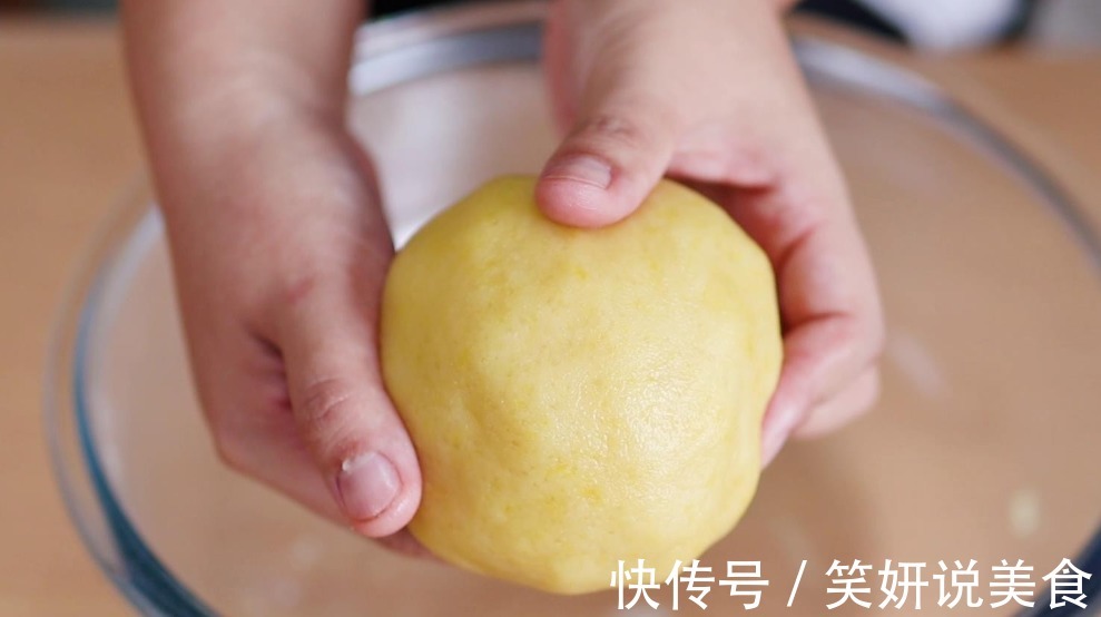 超简单桃酥做法只需揉面20秒,又酥又香,比买的还要好吃
