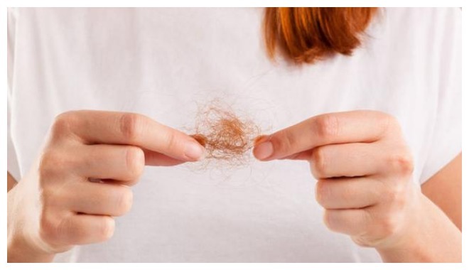 间距|女性开始衰老时,身体会有“1臭、2少、3大”的信号,自测下