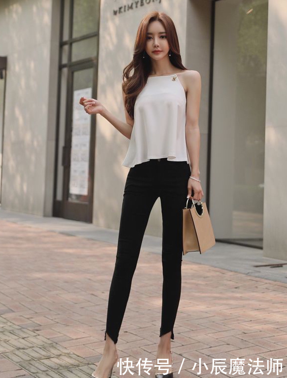 紧身裤 小姐姐爱穿个性迷人的紧身打底裤,更显女性娇俏身姿