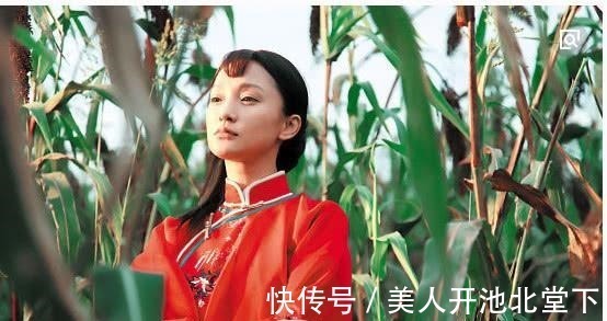 题词&看了莫言给港珠澳大桥的题词, 很多人表示 不应指责莫言的书法!