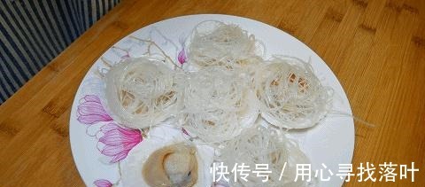 扇贝|蒜蓉粉丝蒸扇贝，这样做简单又好吃，肉质鲜嫩不腥，营养好味道棒！