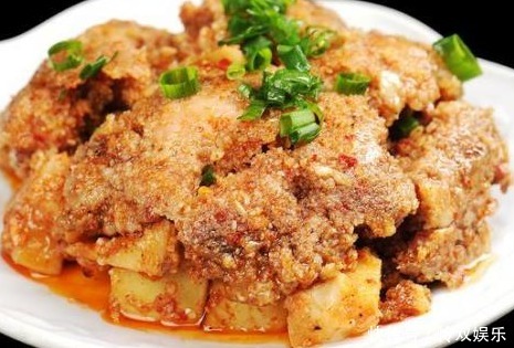  排骨一口一个，真过瘾，软烂入味好吃不腻，别有风味，上桌即光