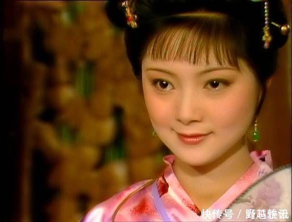 贾母@林黛玉身边有一个人,三次在关键时候呵护她,一次比一次让人感动