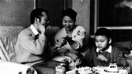 天才#数学天才陈景润:47岁娶29岁漂亮军医,唯一儿子现成成功商人