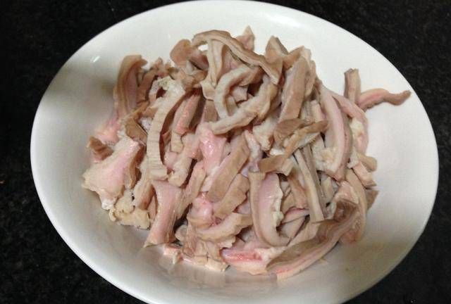 药用价值|俗语“一个猪肚十副药”是什么意思?常吃猪肚身体会有什么变化?