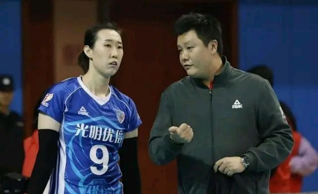 上海女排|女排选帅出了个真少帅！他带领平民球队获全运亚军，人称王胖子