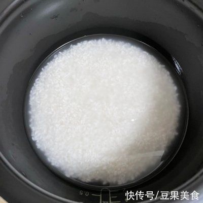 腊肉|好吃的腊肉豆角焖饭,是不是很有食欲呀