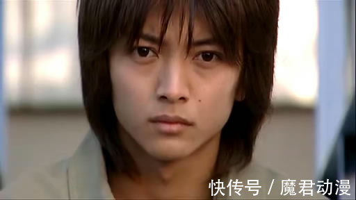 种族|假面骑士剑:1万年前的种族之战,人类不死兽是如何获胜的?