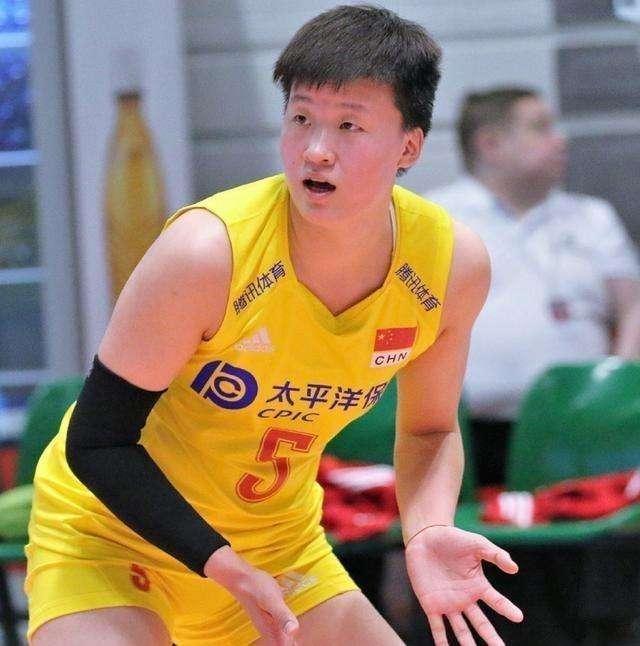 中国女排国家队|13扣3中完全哑火!女排快刀手关键时刻掉链子,重返国家队有困难