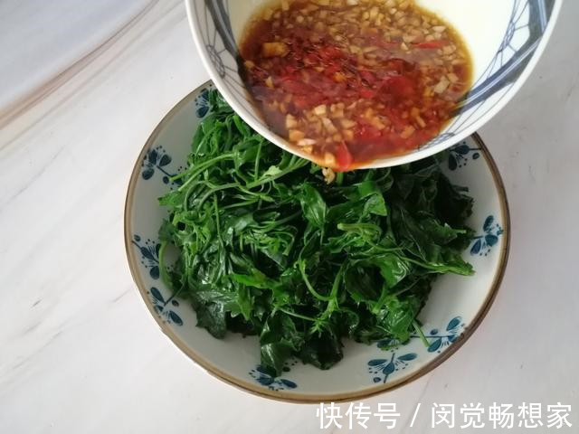 老化会|人没老,腿先老!路边的“天然钙库”,补钙比鸡蛋强太多,还免费