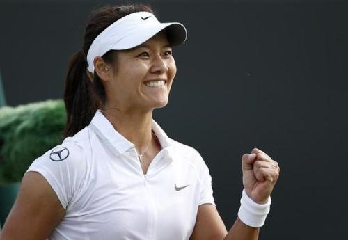 同名李娜命運(yùn)卻大不同,一個(gè)嫁初戀獲幸福,一個(gè)2次愛上有婦之夫