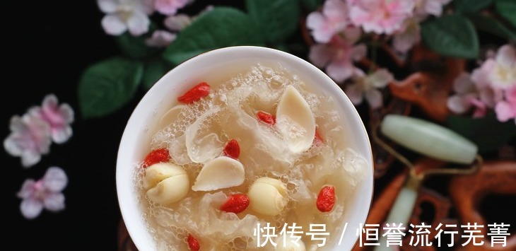 上火|立秋后要多吃银耳，教你正确做法，好吃润秋燥，常上火的人多吃点！