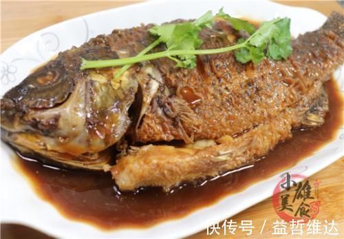 小雄|不管解冻什么鱼,千万不要加水泡,教你一招,比活鱼都鲜美、新鲜