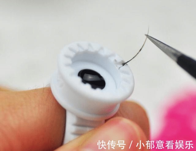 美容师|为何不建议女孩子“种睫毛”?美容师吐露事情真相,幸好我没做过