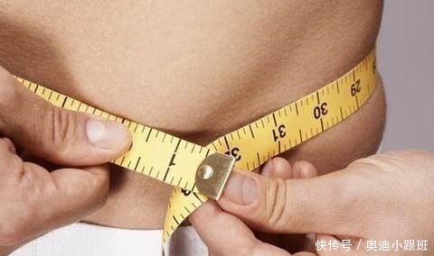 糖尿病发病就伴随终身, 跟生活中的两个坏习惯有关, 很多人都有!