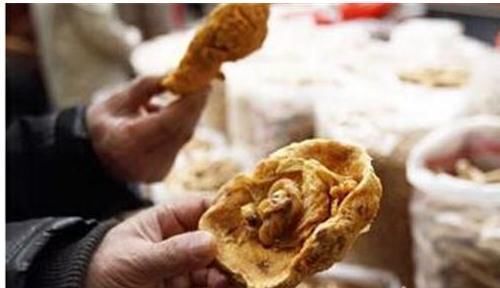 胎盘|生娃后胎盘该如何处理?“埋”还是“吃”?医生:不要盲目处理