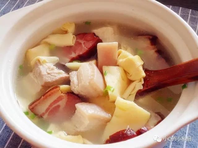 砂锅|今天的菜又脆又肥又不腻竹笋好吃、脆嫩、健康、开胃