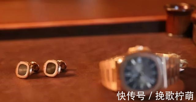 用力过猛 会戴珠宝的男人,品味不会差!