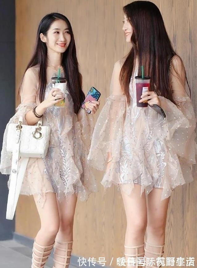 穿搭 双胞胎姐妹搭配风格魅力四射,泡泡袖网纱连衣裙,又纯又欲