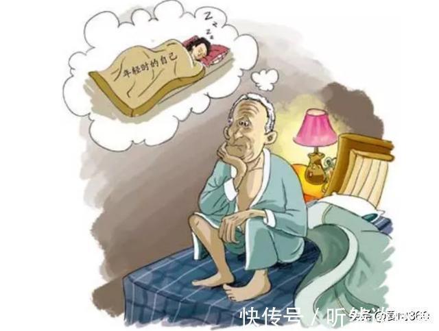 失眠|中老年人失眠不能忽视,若想晚上睡得好,三种食物别触碰