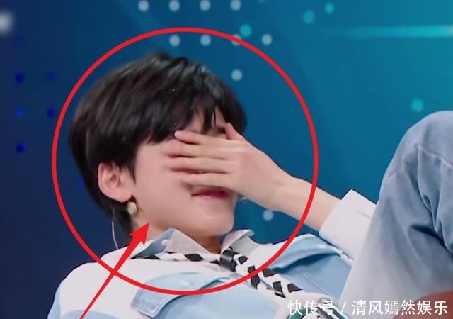 真相|宋亚轩帮贾玲淋水,后期却剪辑给华晨宇现场粉丝还原真相!