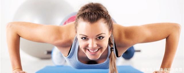 一次性|俯卧撑一天一次性做300个和一次做10个一天做30遍,区别很大吗