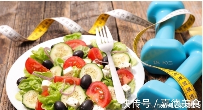 下降|不吃药也能降血压,做好这两点,事半功倍,远离高血压