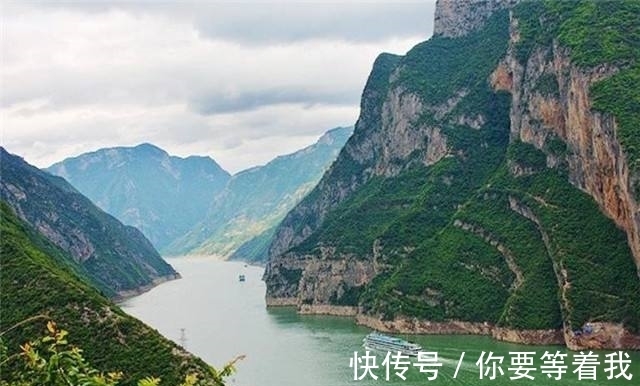 曲中论!诗圣杜甫10首最经典的诗排行,《春望》仅第2,榜首是哪首名作?