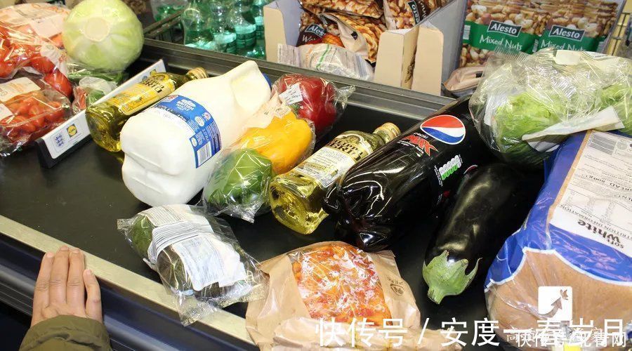 超市为什么经常打折、大减价?摸清“套路”,省下一大笔钱