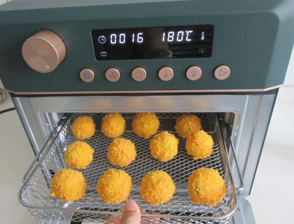 换个做法吃土豆，比薯条更营养更受欢迎，一滴油不放，好吃不上火