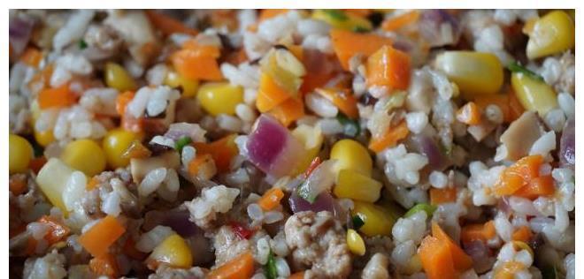 2块钱饺子皮简单一做，10分钟解决全家人早餐，再也不用吃馒头