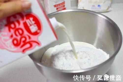 活底|这个小点心,不用揉面不用发酵,一搓一蒸就做好,咸口米糕真好吃