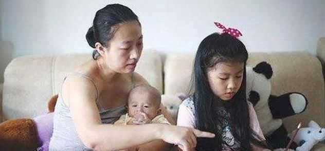 家庭|生二胎和不生二胎的家庭,20年后差距有多大过来人哽咽后悔