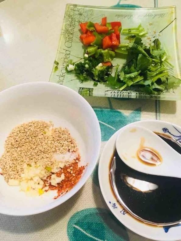 青椒与它绝配,被称“天然泻药”,口臭消失,可能大肚子也瘪了