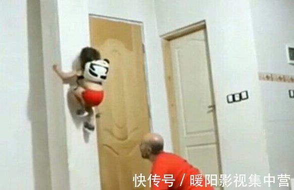 女儿|爸爸假扮僵尸吓3岁女儿,女儿接下来的行为,爸爸直接瞪大了双眼