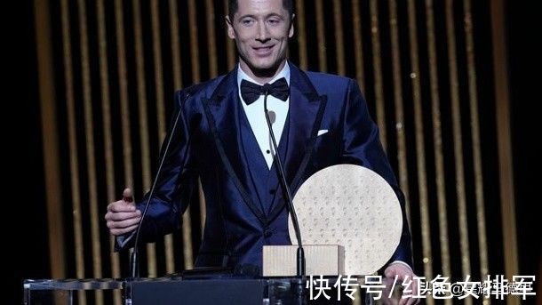 金球|萊萬(wàn)寫中文致謝中國(guó)球迷：金球第2已很感激！會(huì)尊重并向梅羅學(xué)習(xí)