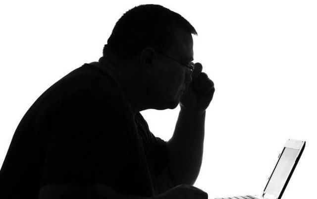 再三提醒:脑供血不足的人,身体常见5个表现,一发现尽快去检查