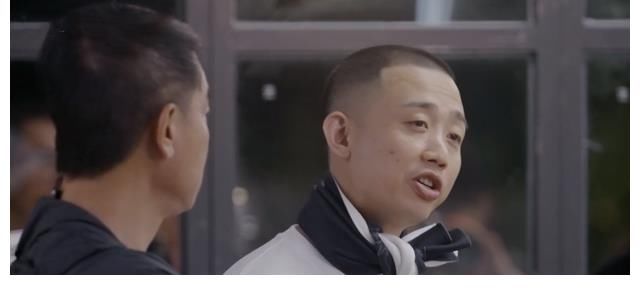 披荆斩棘的哥哥|《披荆斩棘的哥哥》选房暴露人缘，rapper组入住4人间，没人敢来
