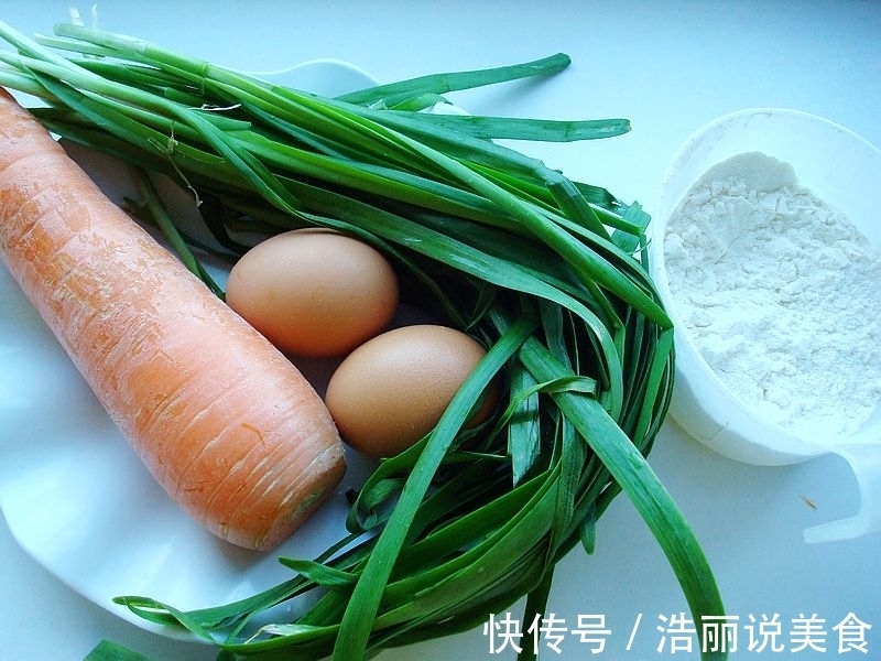 冬天就要这样吃韭菜，营养不流失，韭香鲜嫩，几分钟就可做早餐