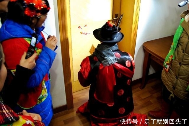 婚礼|法国小伙倒插门到中国农村，传统婚礼让新娘喜不自禁