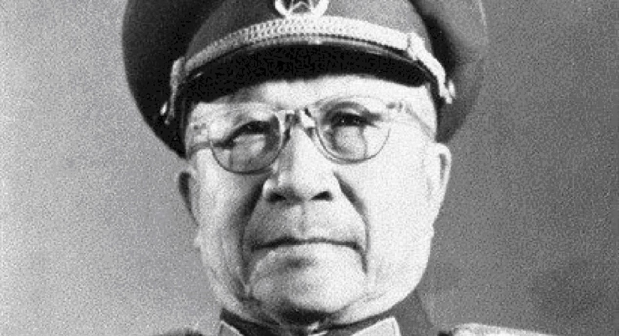 资格|他资格最老，63岁时被授予大将军衔，其他大将曾是他部下