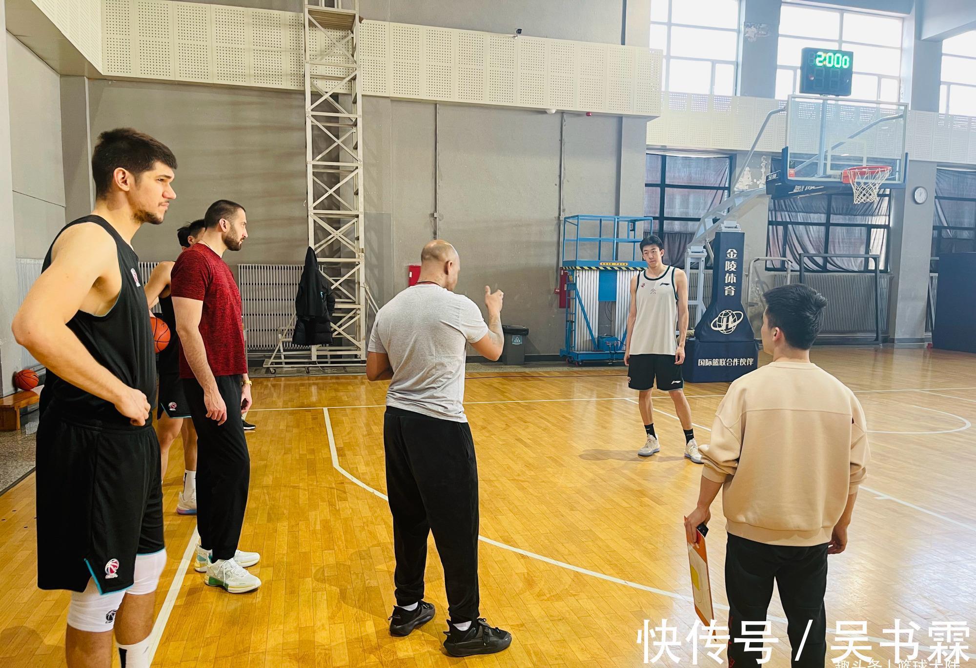 裁掉|正式确定!马布里裁掉超级外援,北控季后赛前景不容乐观