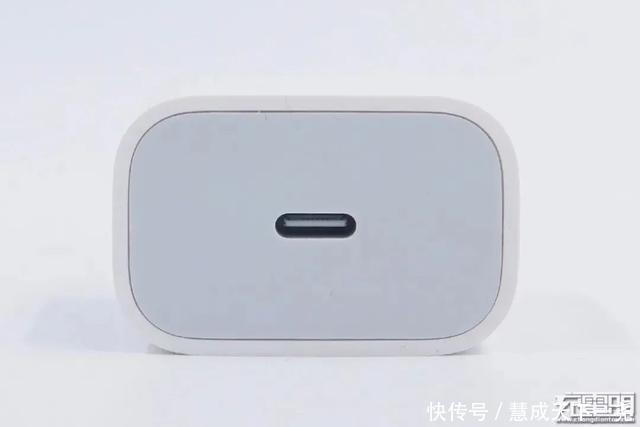 推动|天猫单品月销10万台iPhone 12推动20W快充销量暴涨