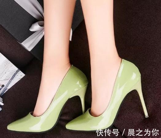 在职场 时尚富有个性的细跟鞋,让你走出美丽的步伐!